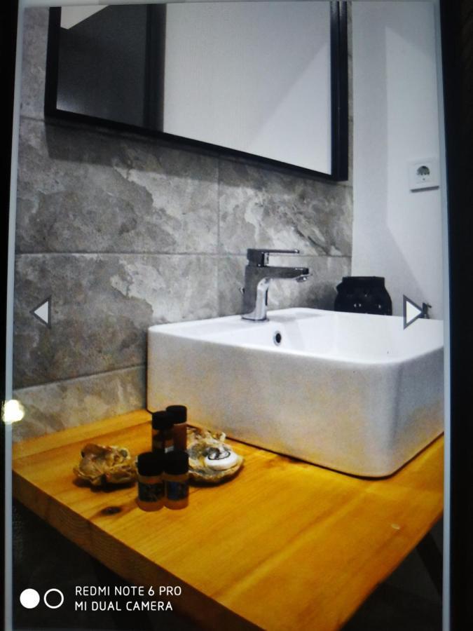 Minimal Apartment Каламата Экстерьер фото